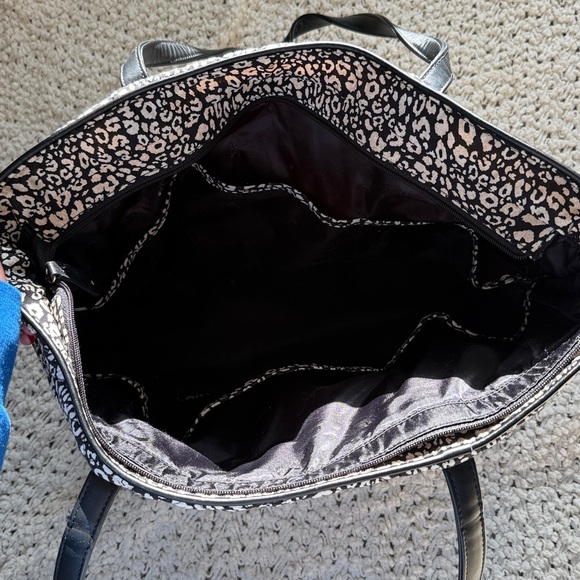 🖤 Vera Bradley Camocat Tote Bag 🤍 - Picture 6 of 10